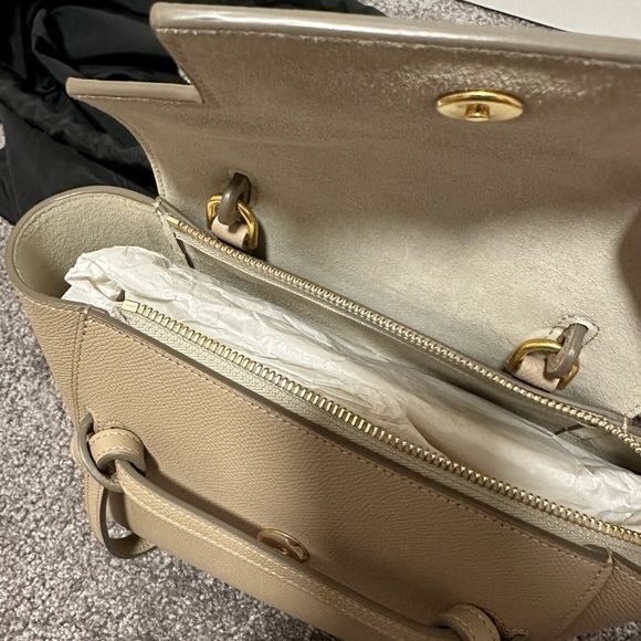 CELINE LIGHT TAUPE BELT BAG - Picture 5 of 15